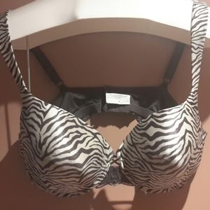 EUC ☀Maidenform☀ Ladies Underwire Padded Bra